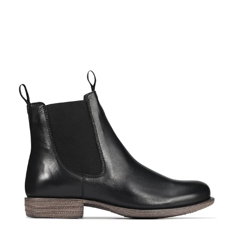 WISP ANKLE BOOT