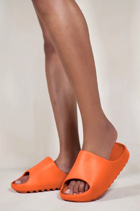 SLIDERS WITH RUBBER SOLE IN TANGERINE ORANGE