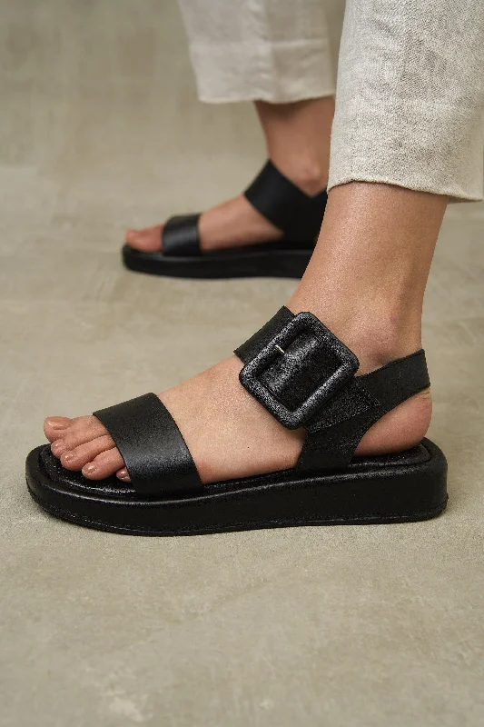 Marshmallow Buckle - Black